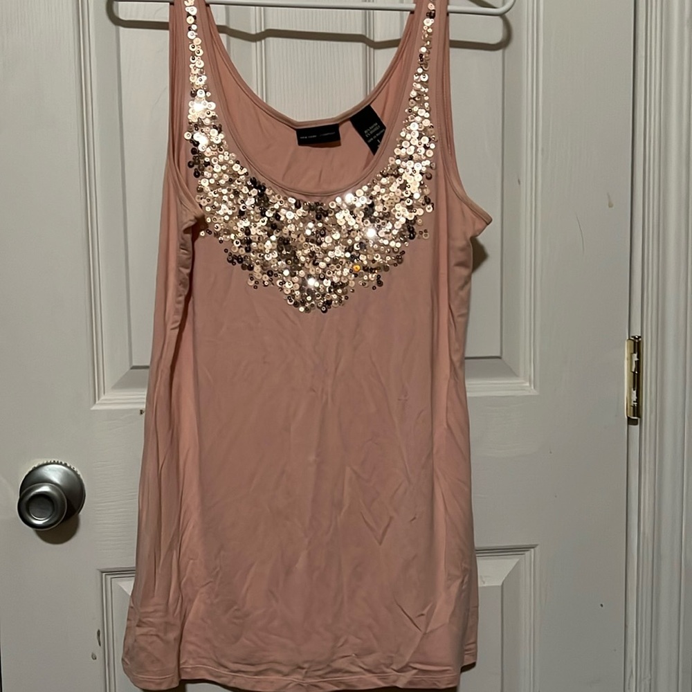 Women’s size Large long tank top from New York and Company